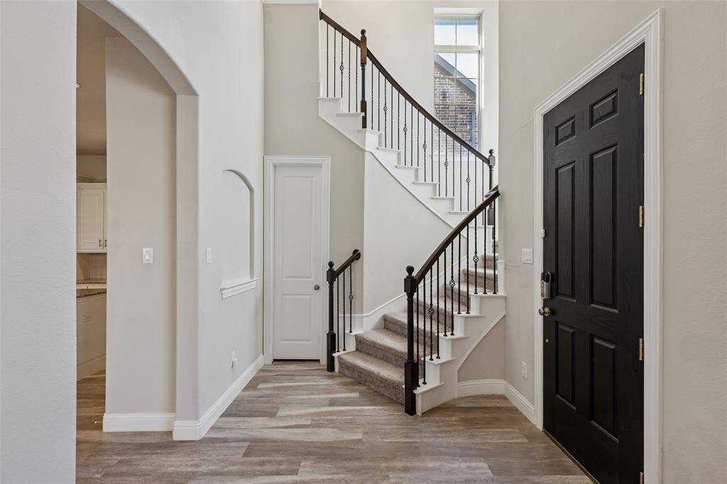 5130 Montego Bay Drive, Irving, TX 75038