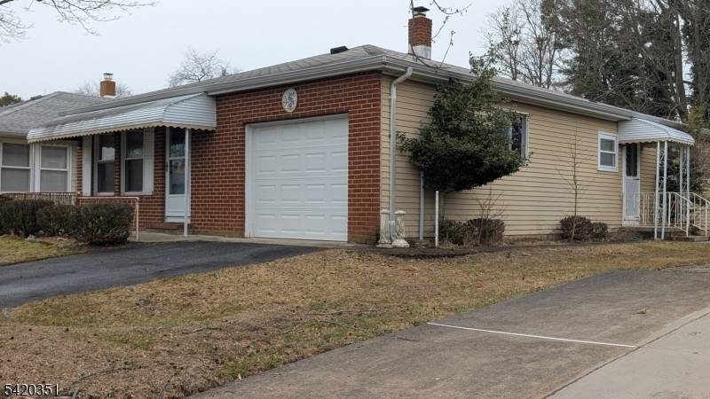 54 Biabou Dr, Berkeley Twp., NJ 08757