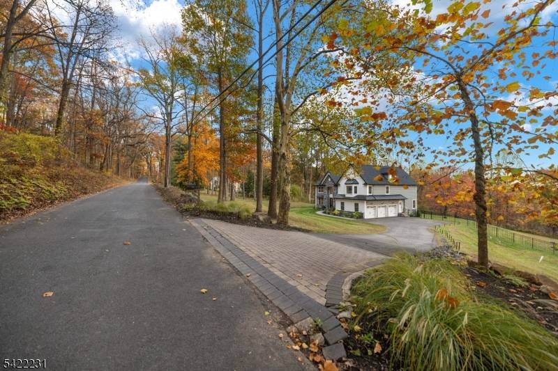 25 Lamerson Rd, Chester Twp., NJ 07930