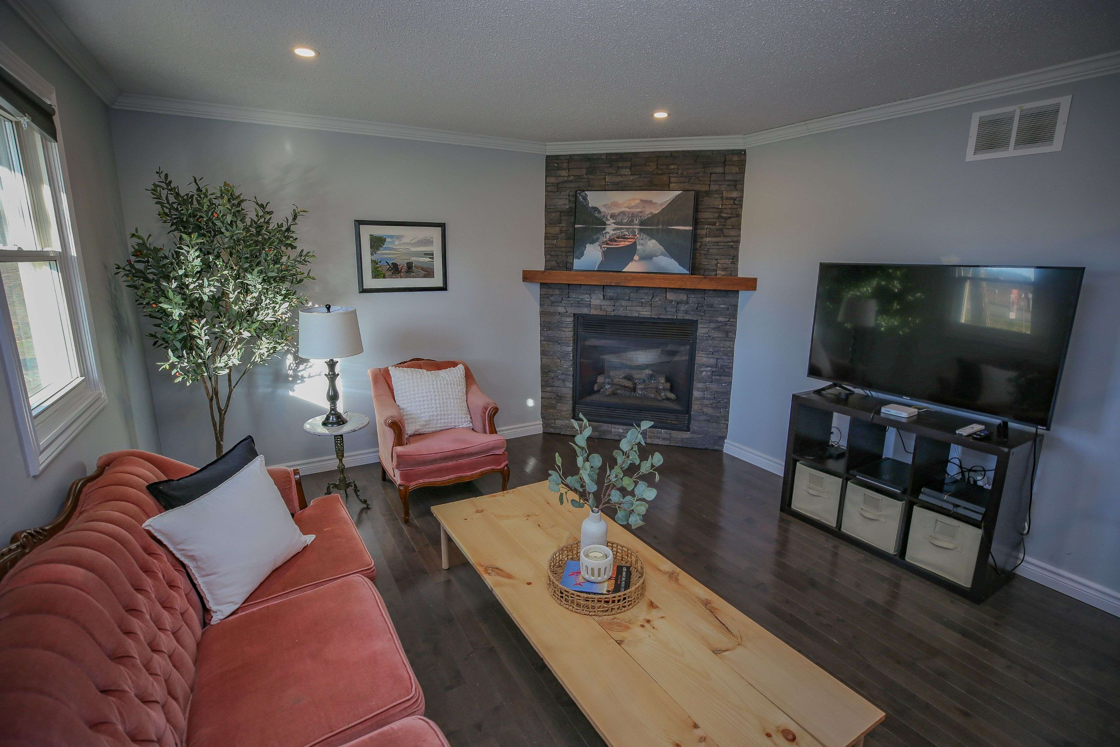 1379 County Road 2 RD W, Elizabethtown-kitley, ON K6V 7C5