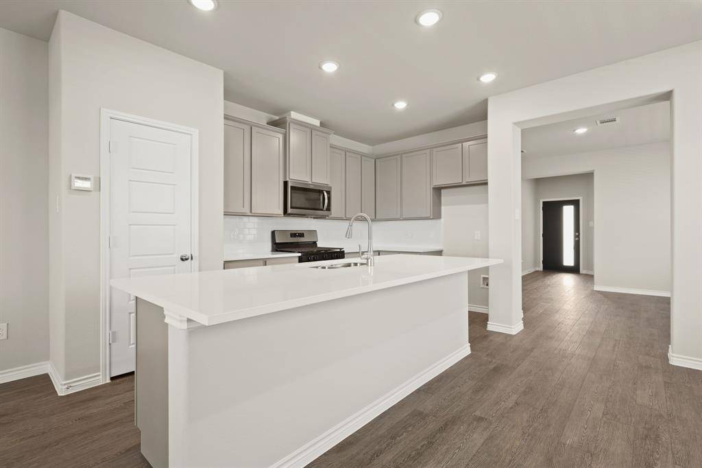 6944 Night Owl Lane, Fort Worth, TX 76036