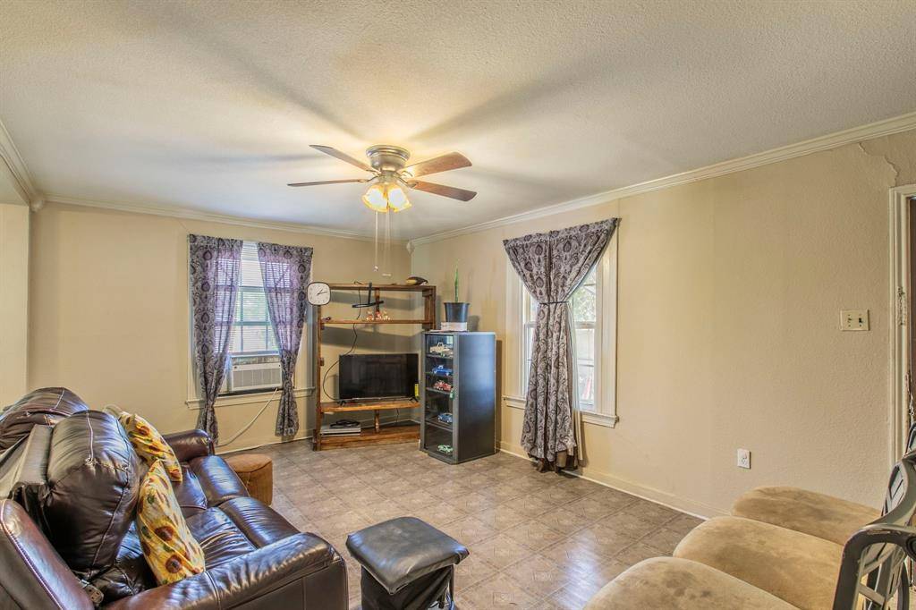 2101 Pine Avenue, Waco, TX 76708