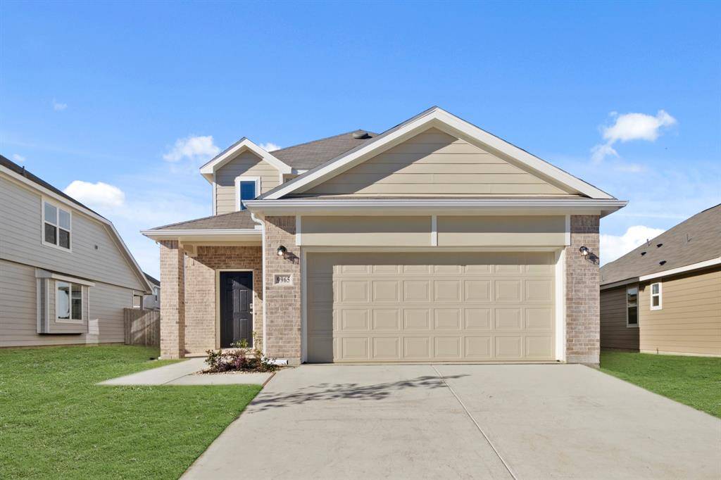 9965 Flying Wing Way, Fort Worth, TX 76131