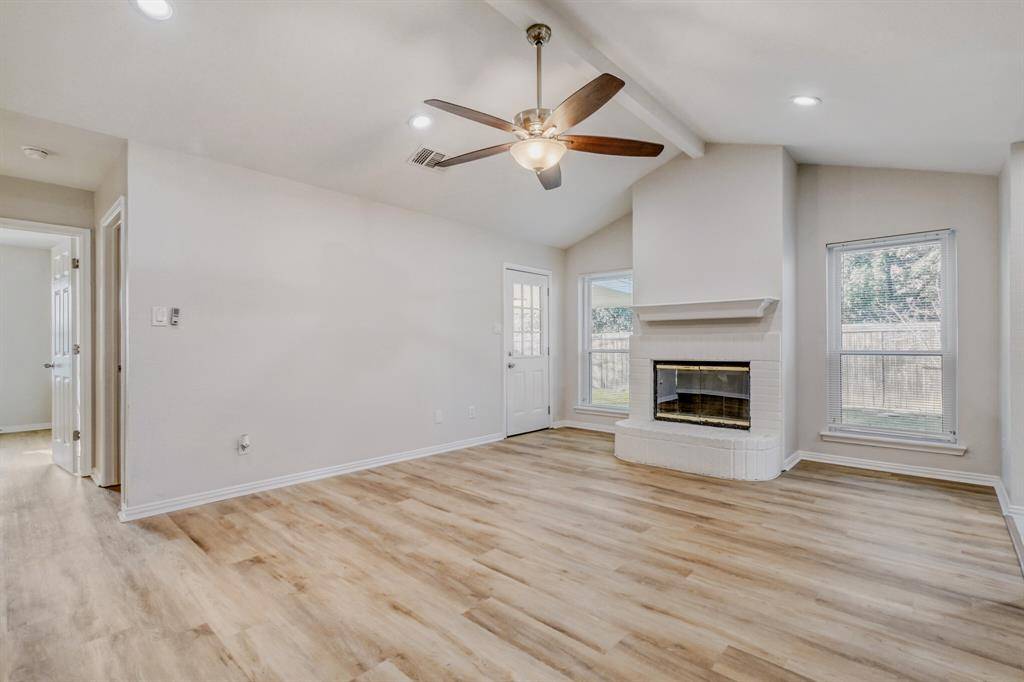 10220 Little Fox Court, Fort Worth, TX 76108
