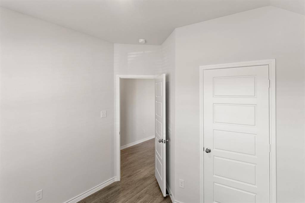1104 Runway Road, Fort Worth, TX 76131