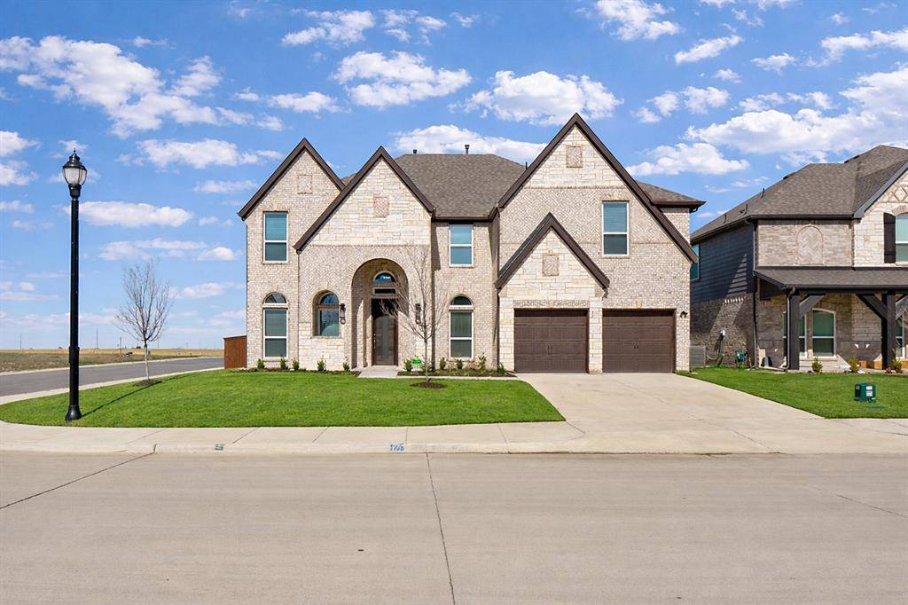 3743 Milwaukee Avenue, Midlothian, TX 76065