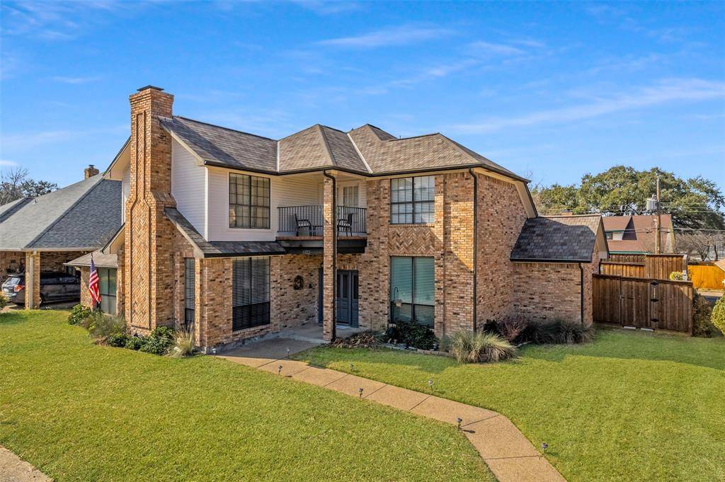 11123 Manorview Circle, Dallas, TX 75228