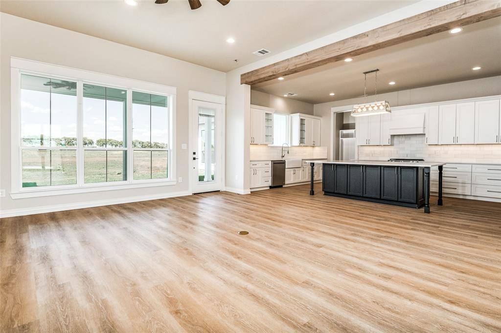 13929 Jackson Road, Krum, TX 76249