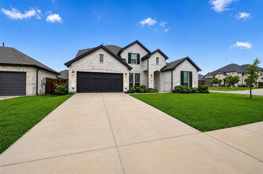 501 Upper Falls Lane, Mansfield, TX 76063