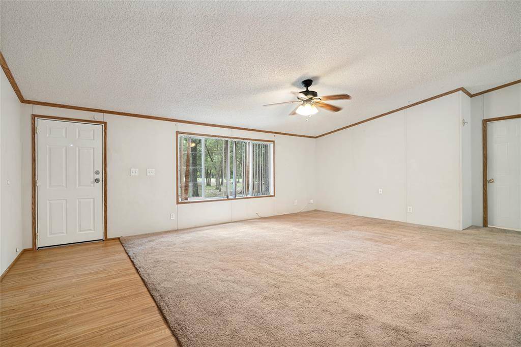 1229 Sandy Oaks Road, Quinlan, TX 75474