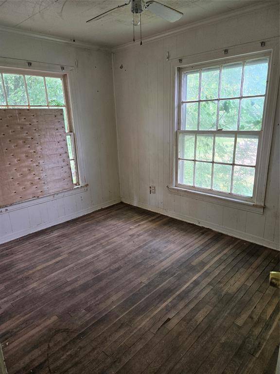 1806 N Culberson Street, Gainesville, TX 76240
