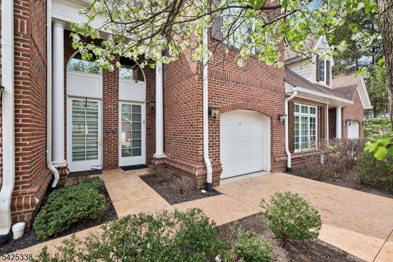 28 SCHMIDT CIRCLE, Watchung Boro, NJ 07069