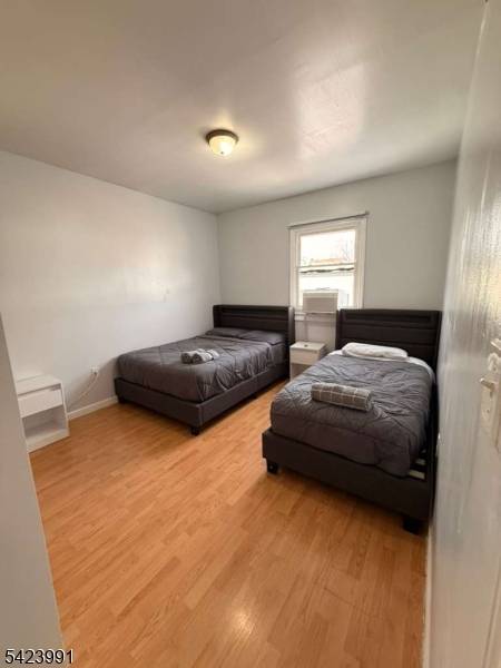 296 Passaic St #3, Passaic City, NJ 07055