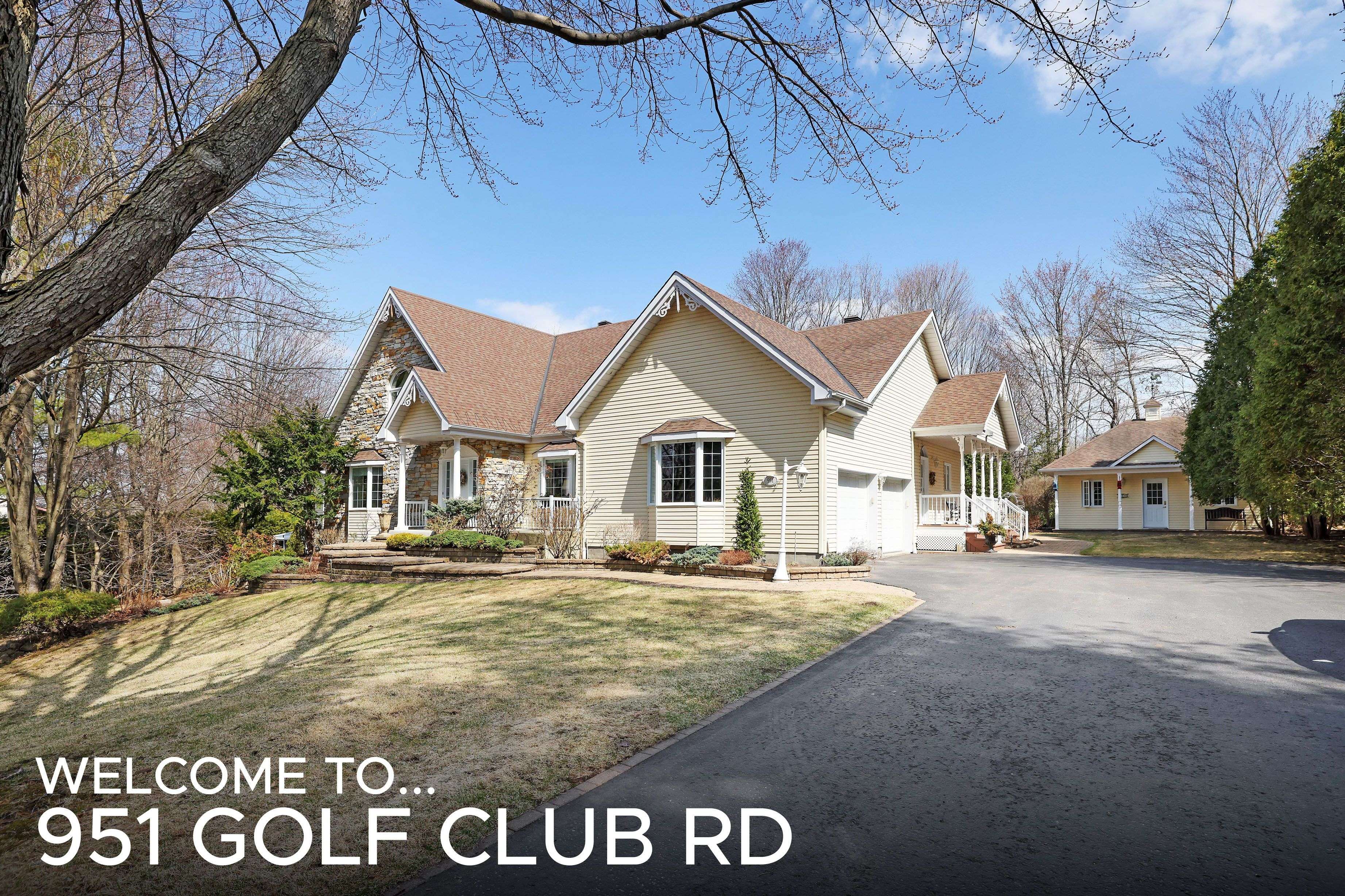 951 Golf Club RD, East Hawkesbury, ON K6A 2R2