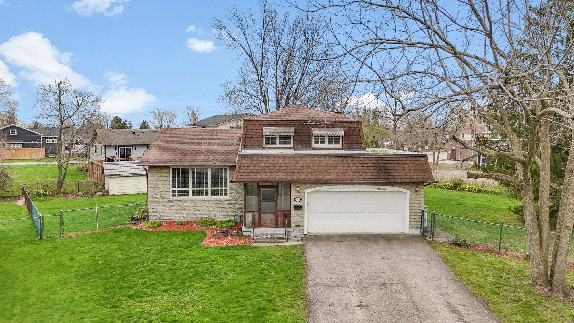 19 St George CT, Fort Erie, ON L0S 1B0