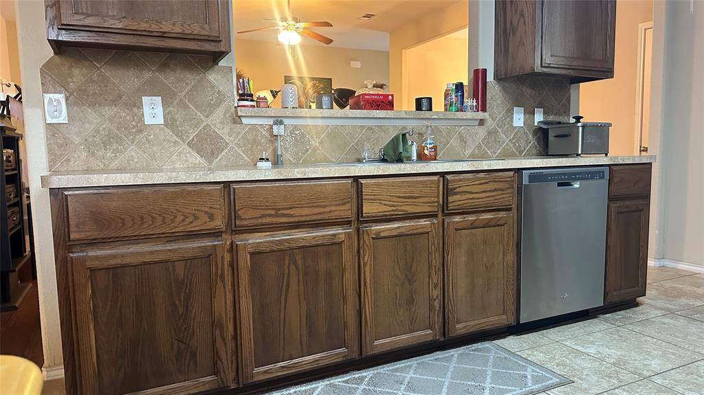 3008 Cricket Drive, Bellmead, TX 76705