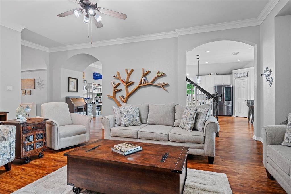 5109 Oldcastle Drive, Mansfield, TX 76063