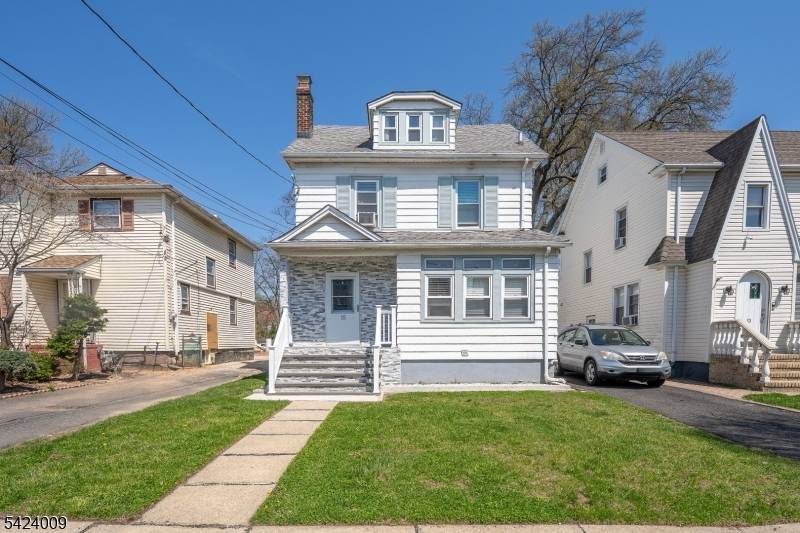 15 Melrose Ter, Elizabeth City, NJ 07208