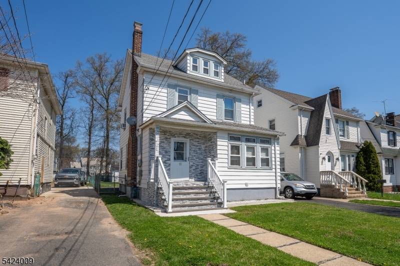 15 Melrose Ter, Elizabeth City, NJ 07208