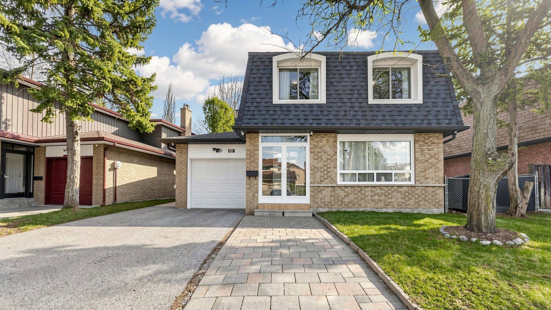 26 Alexmuir BLVD, Toronto E07, ON M1V 1H1