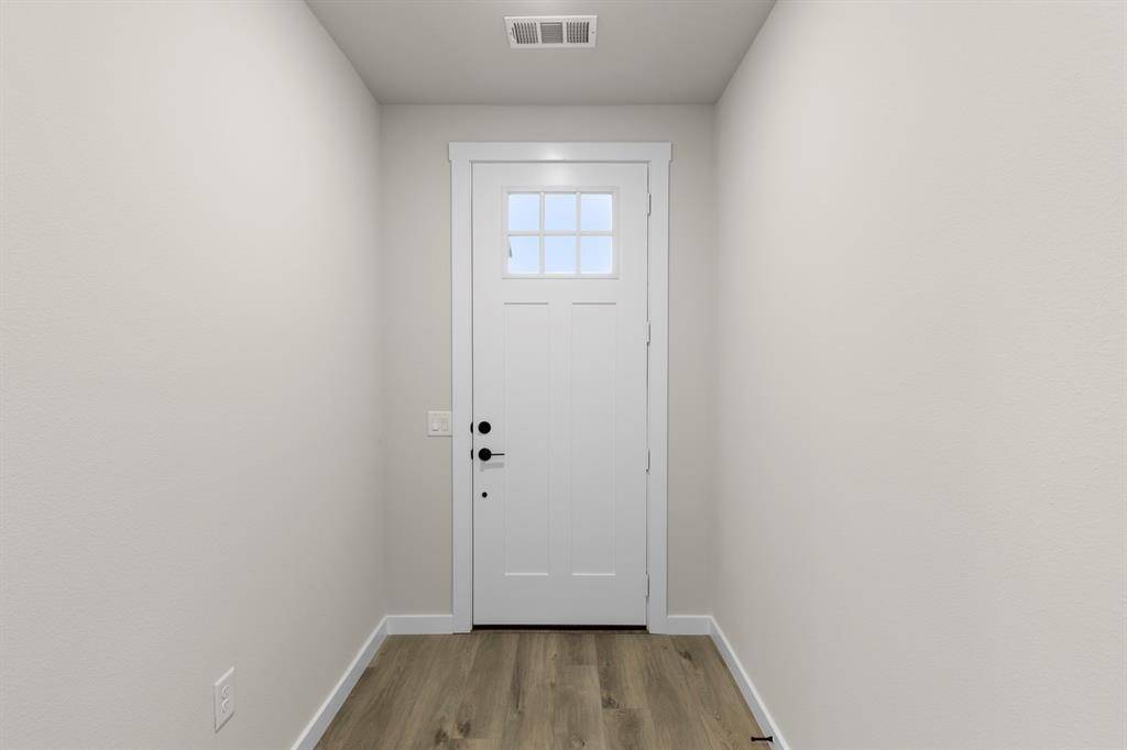 9011 Indianola Trail, Oak Point, TX 75068