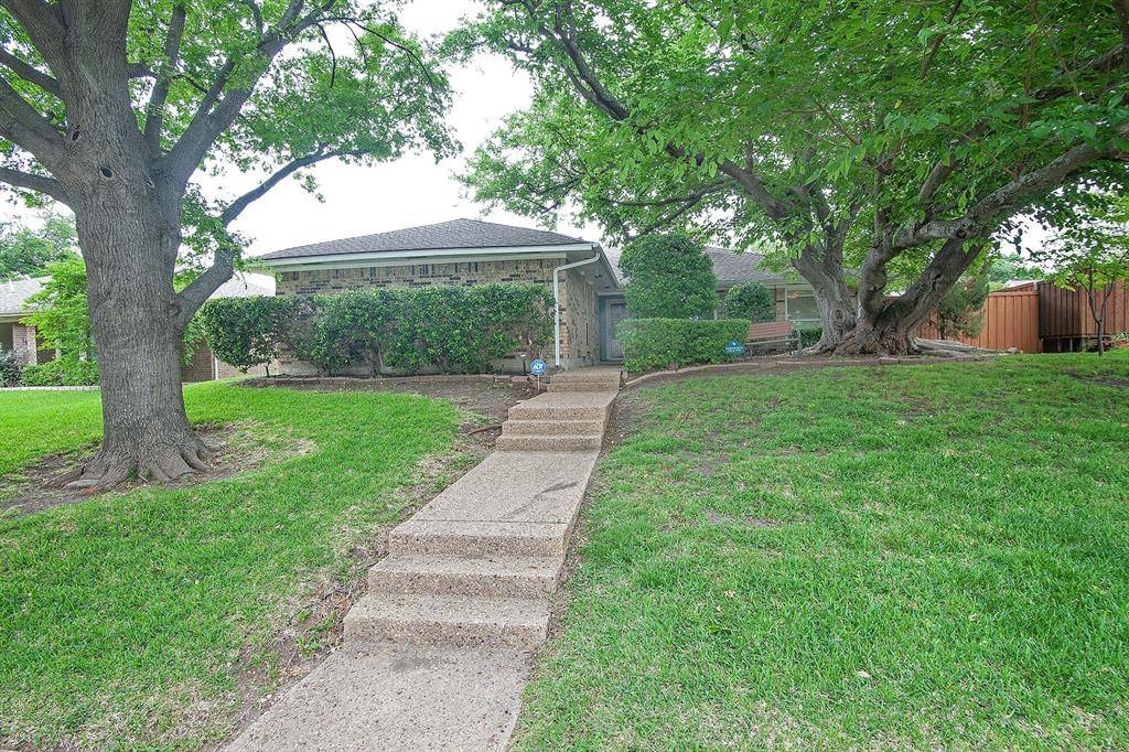 1912 Knob Hill Drive, Plano, TX 75023