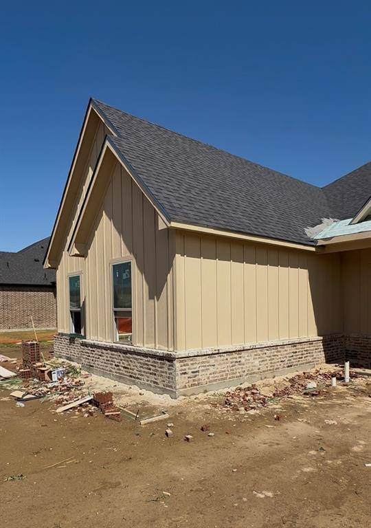 144 Chisolm Trail, Pottsboro, TX 75076