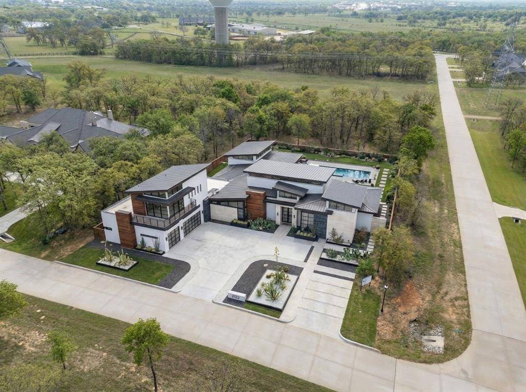 1028 Hat Creek Road, Bartonville, TX 76226