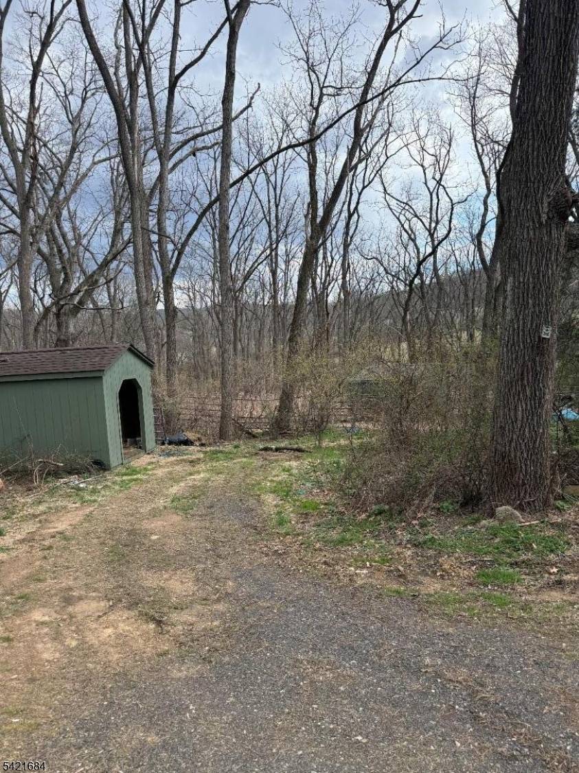 180 Black Brook Road, Bethlehem Twp., NJ 08827