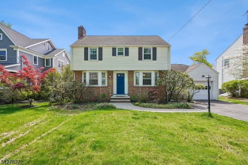 636 Rahway Ave, Westfield Town, NJ 07090