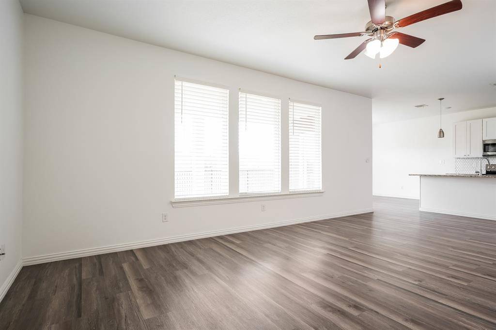 7316 Parkside Place Drive, North Richland Hills, TX 76180