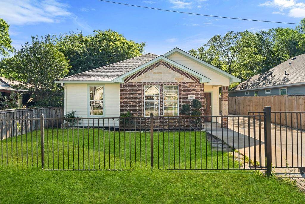 710 Elwayne Avenue, Dallas, TX 75217