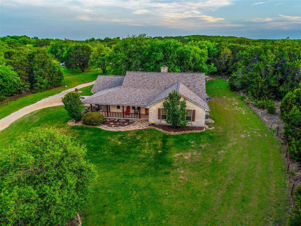 5636 Fm 56, Clifton, TX 76634