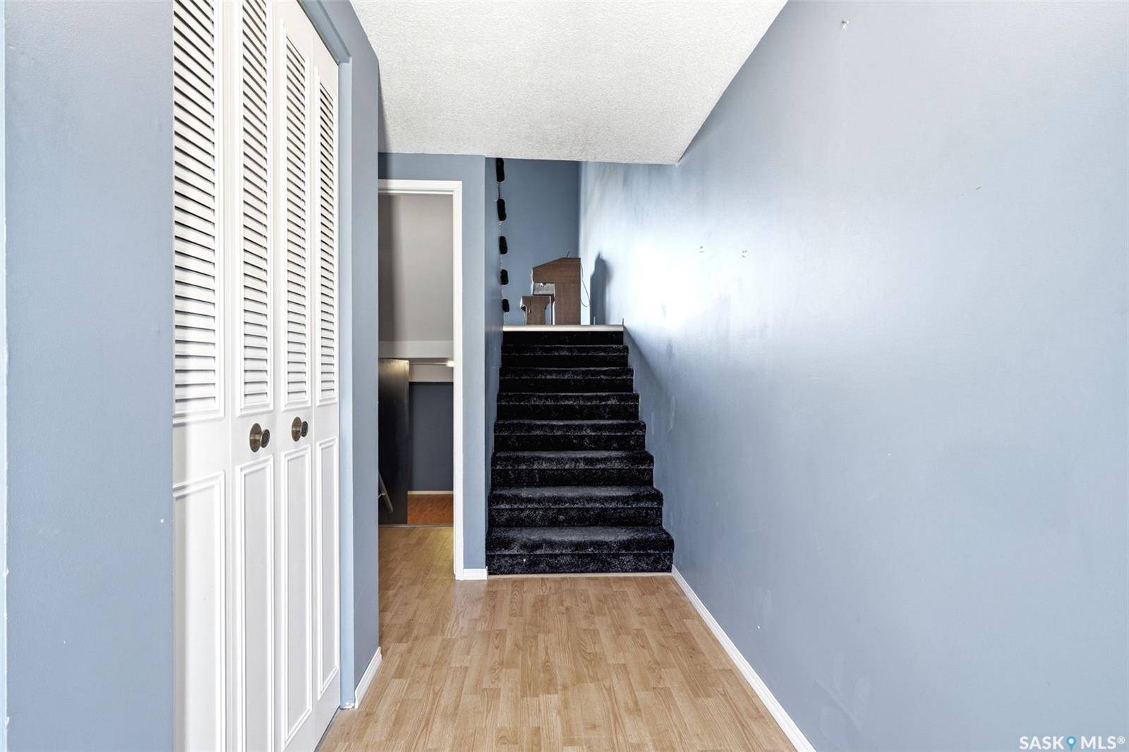 104 Lockwood ROAD, Regina, SK S4S 3G2