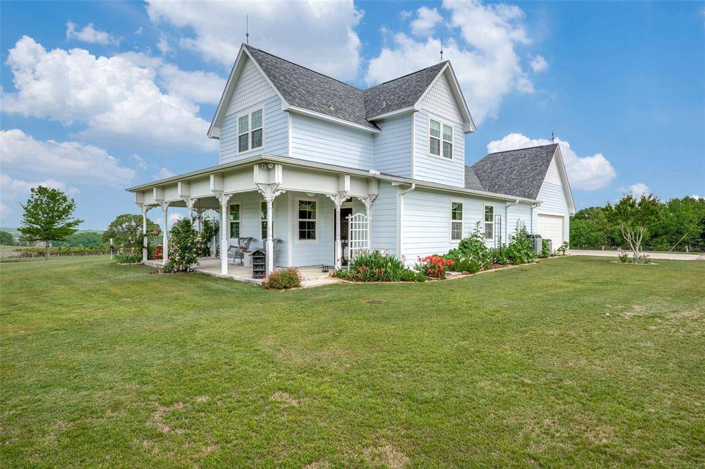 174 County Road 2690, Alvord, TX 76225