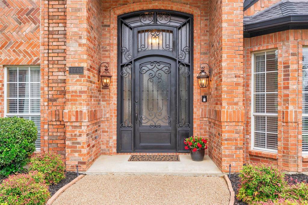 4715 Morris Heights Drive, Arlington, TX 76016