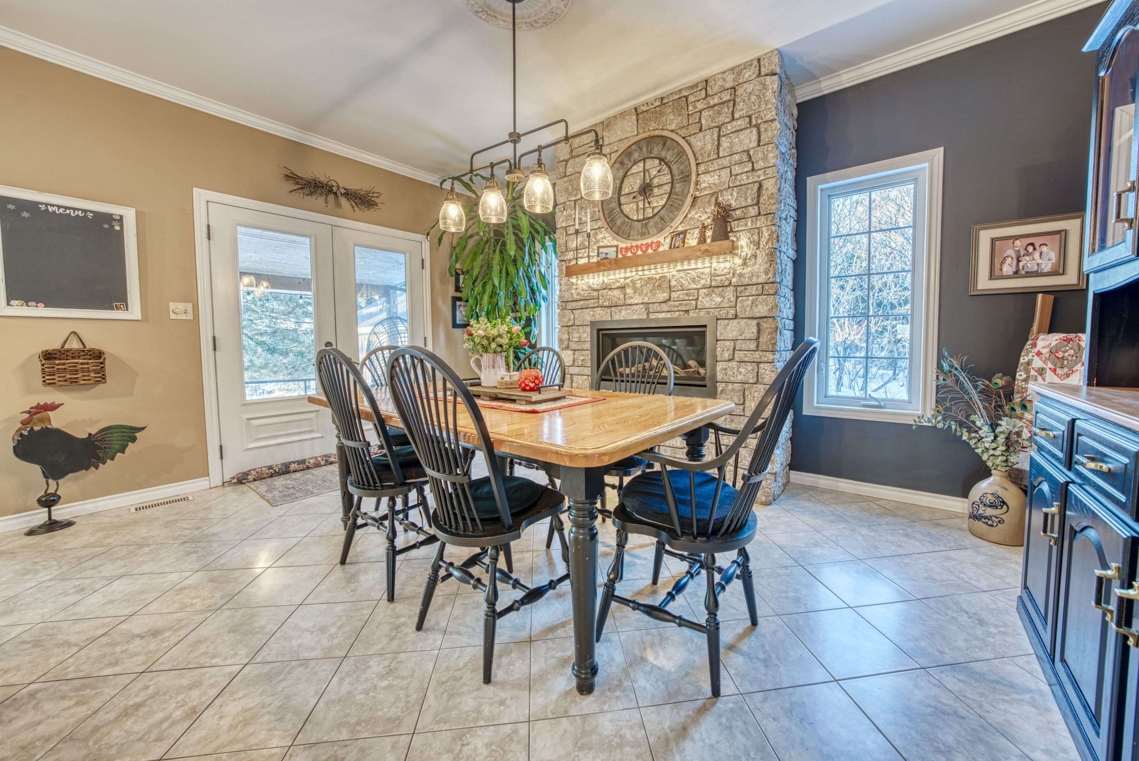108 Grayrock CRES, Front Of Leeds & Seeleys Bay, ON K7G 2V4