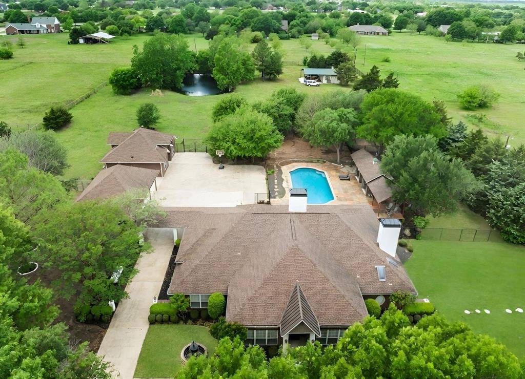91 Seattle Slew Lane, Fairview, TX 75069