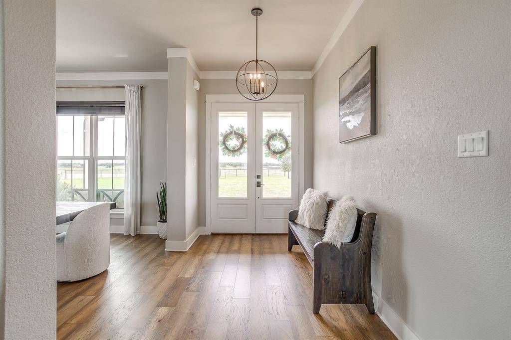 5520 Big Valley Circle, Lipan, TX 76462