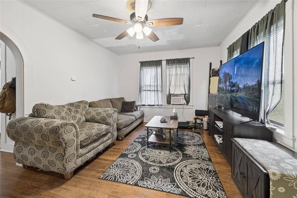1010 Maple Street, Kilgore, TX 75622