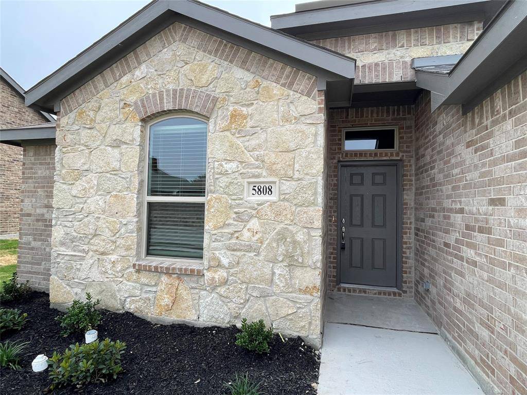 5808 Utopia Drive, Fort Worth, TX 76179