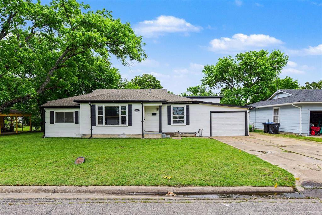 2610 Hillcrest Avenue, Greenville, TX 75402