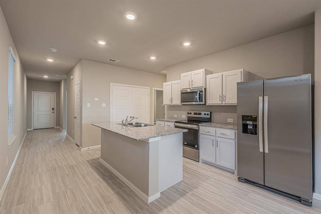 3113 Pecan Farm Lane, Fort Worth, TX 76140