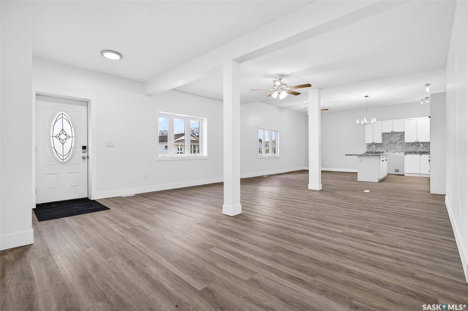 933 Stadacona STREET E, Moose Jaw, SK S6H 0K7