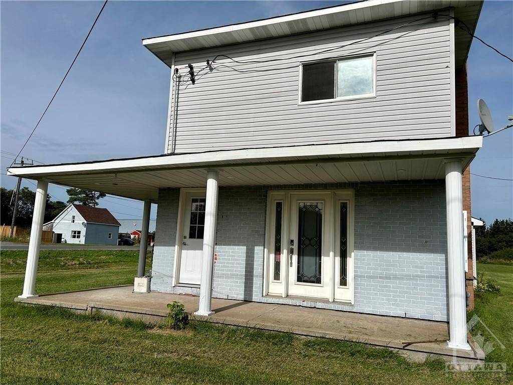 612 Russell RD #Upper Level, Clarence-rockland, ON K0A 2A0