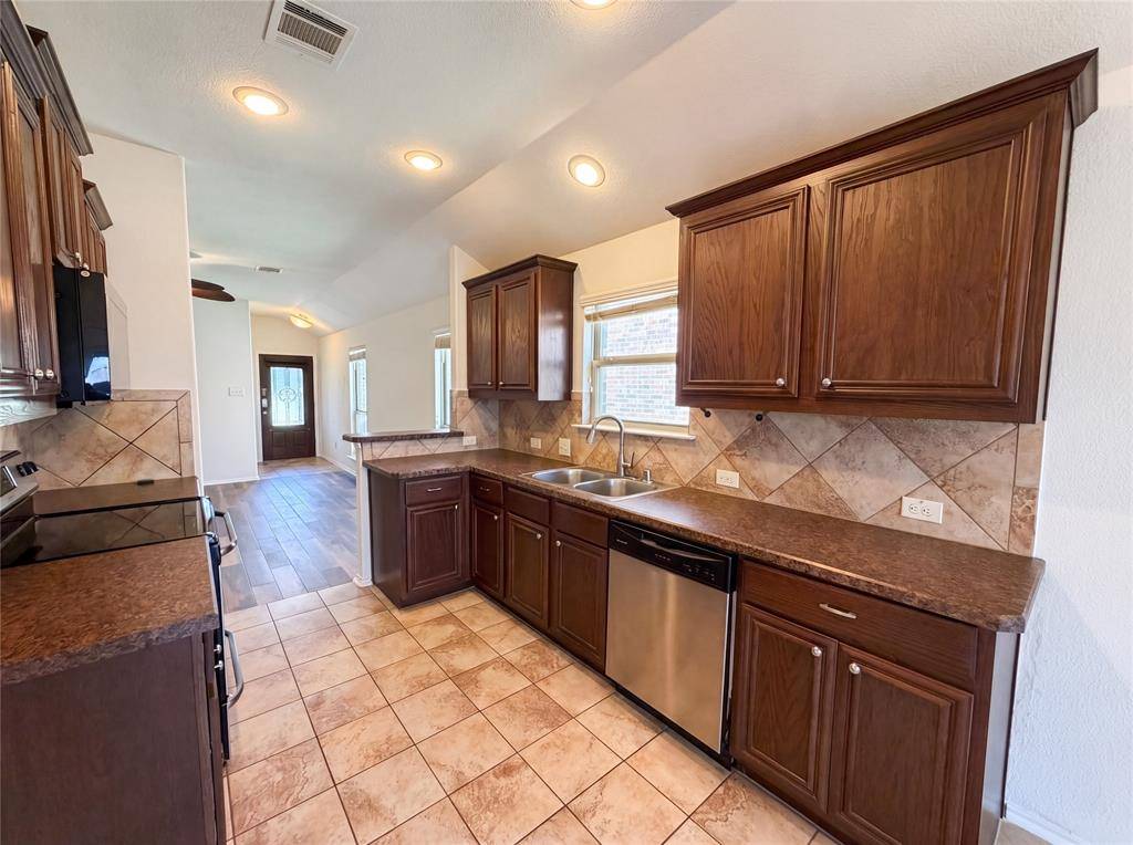 1704 River Oak Lane, Royse City, TX 75189