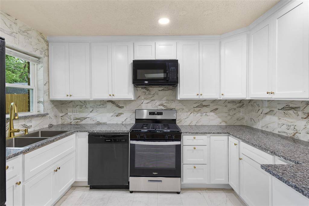 1513 Park Place, Irving, TX 75061