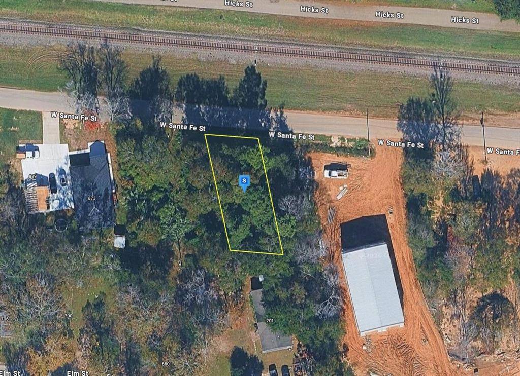 855 W Santa Fe Street, Conroe, TX 77301