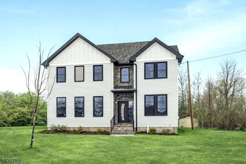 237A S Main St, Raritan Twp., NJ 08822