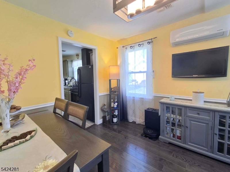 58 Lakewood Ave, Keansburg Boro, NJ 07734